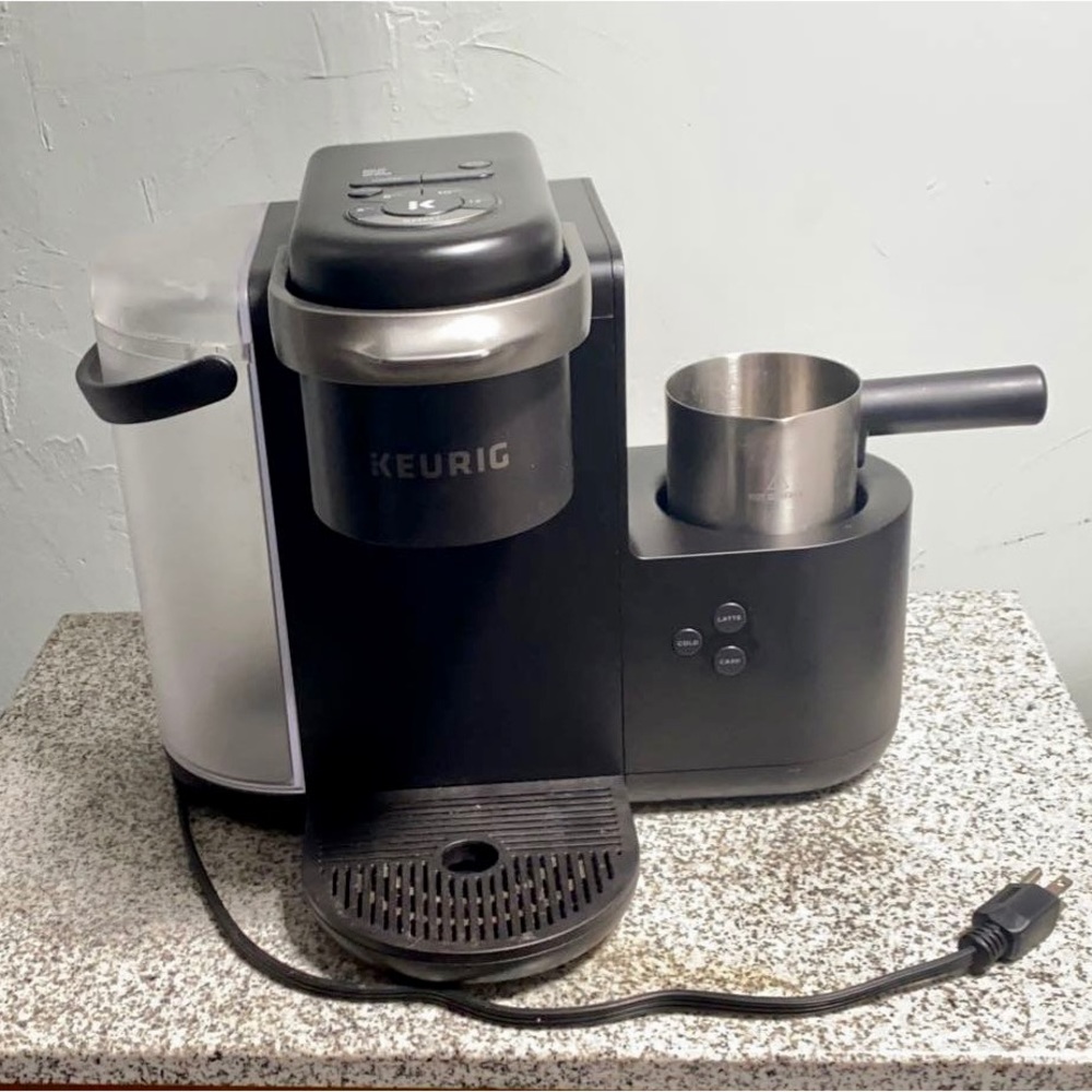 🔥 Keurig K-Cafe Single Serve K-Cup Coffee, Latte and Cappuccino Maker